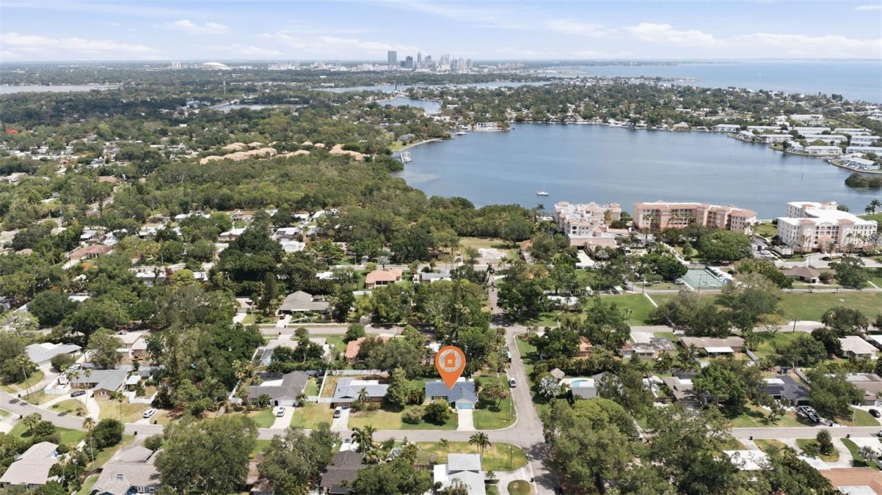 201 58th Avenue S, Saint Petersburg, FL 33705 Photo
