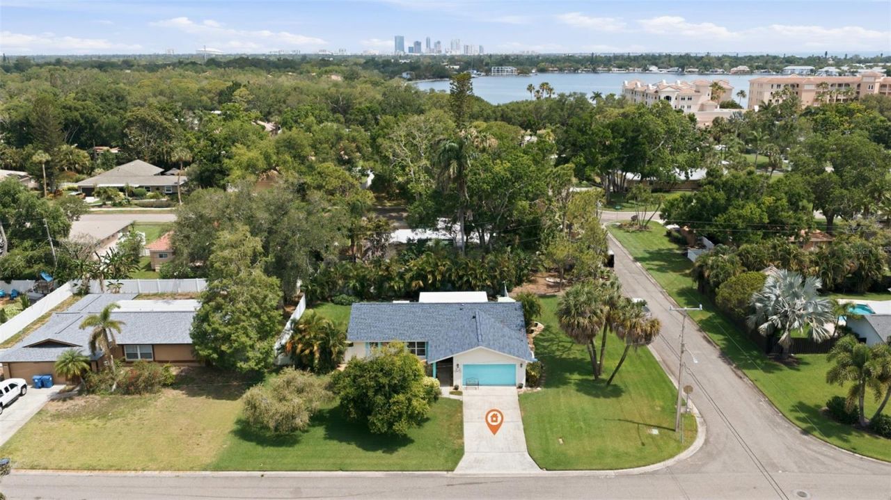 201 58th Avenue S, Saint Petersburg, FL 33705 Photo