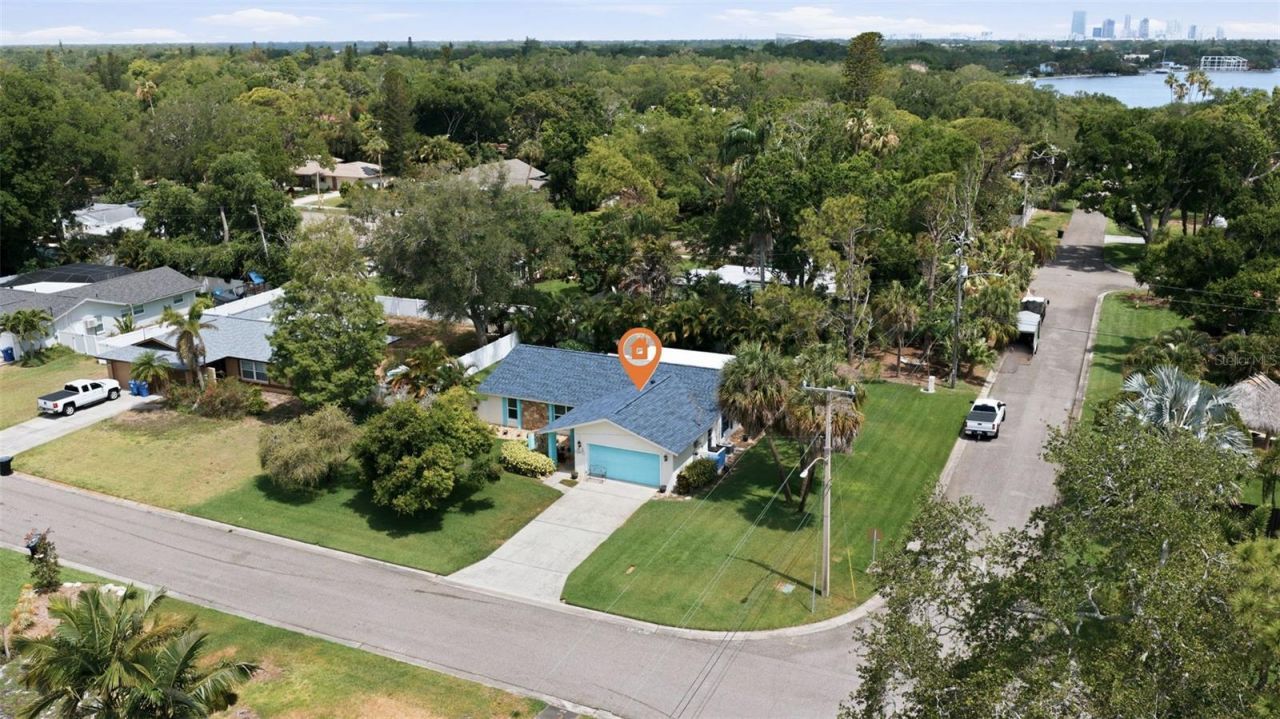 201 58th Avenue S, Saint Petersburg, FL 33705 Photo