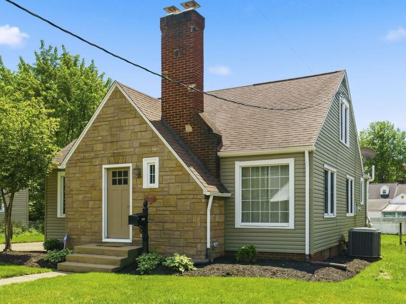 1512 21st Street NW, Canton, OH 44709 Photo 1
