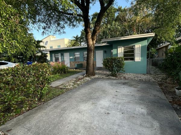 1002 SW 28th Street, Fort Lauderdale, FL 33315