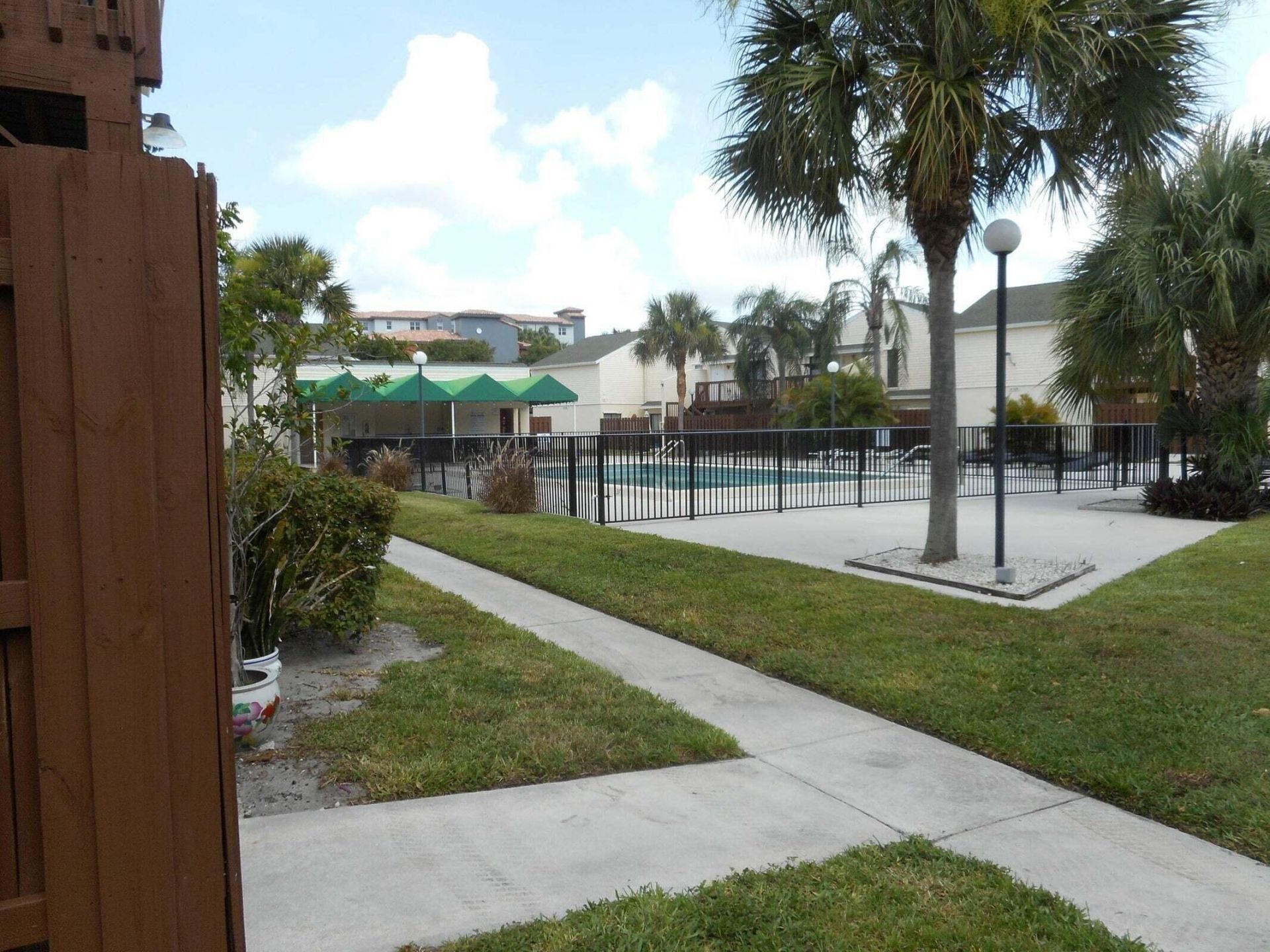 639 Executive Center Drive, Unit O-208, West Palm Beach, FL 33401 Photo