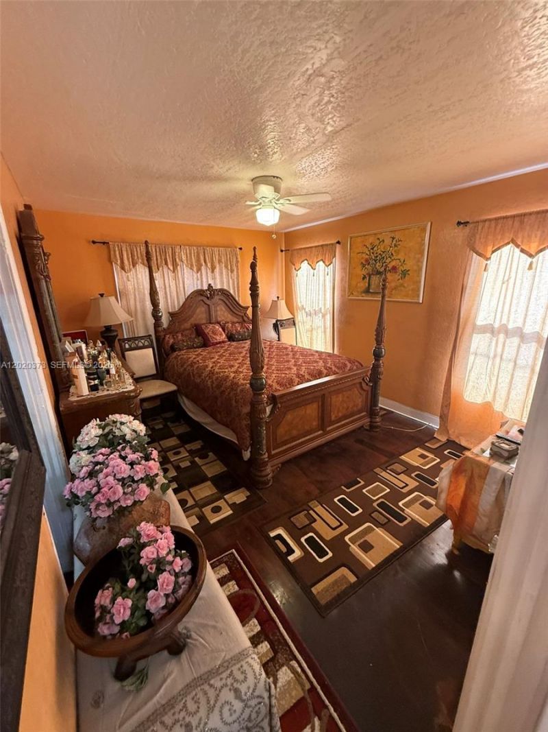 688 SW 7th Ter , Dania Beach, FL 33004 Photo