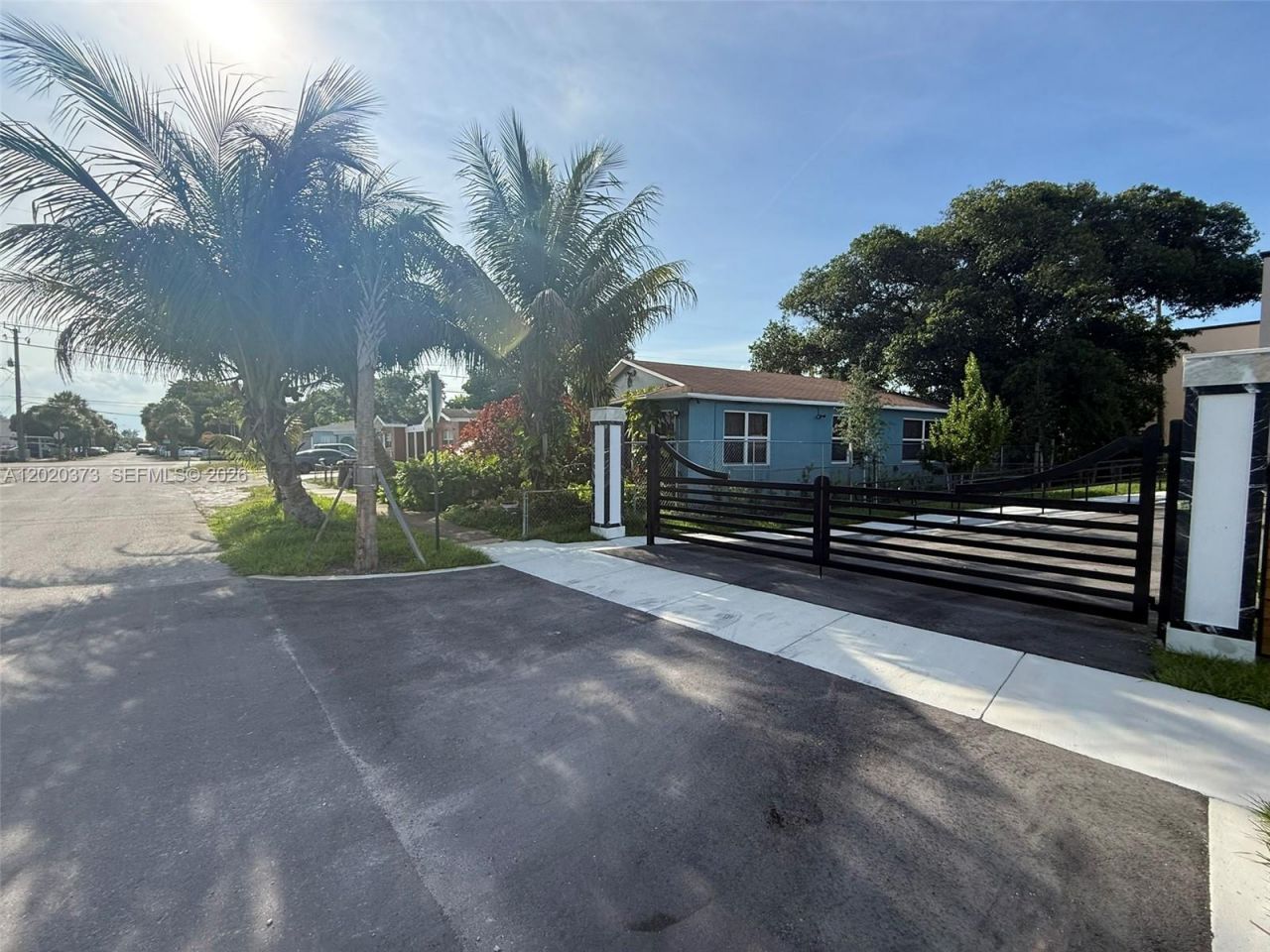 688 SW 7th Ter , Dania Beach, FL 33004 Photo