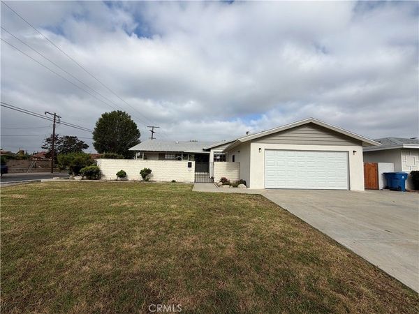 7401 Asman Avenue , West Hills, CA 91307