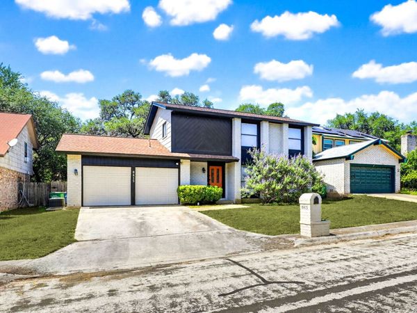 8415 TIMBER CREST ST, San Antonio, TX 78250