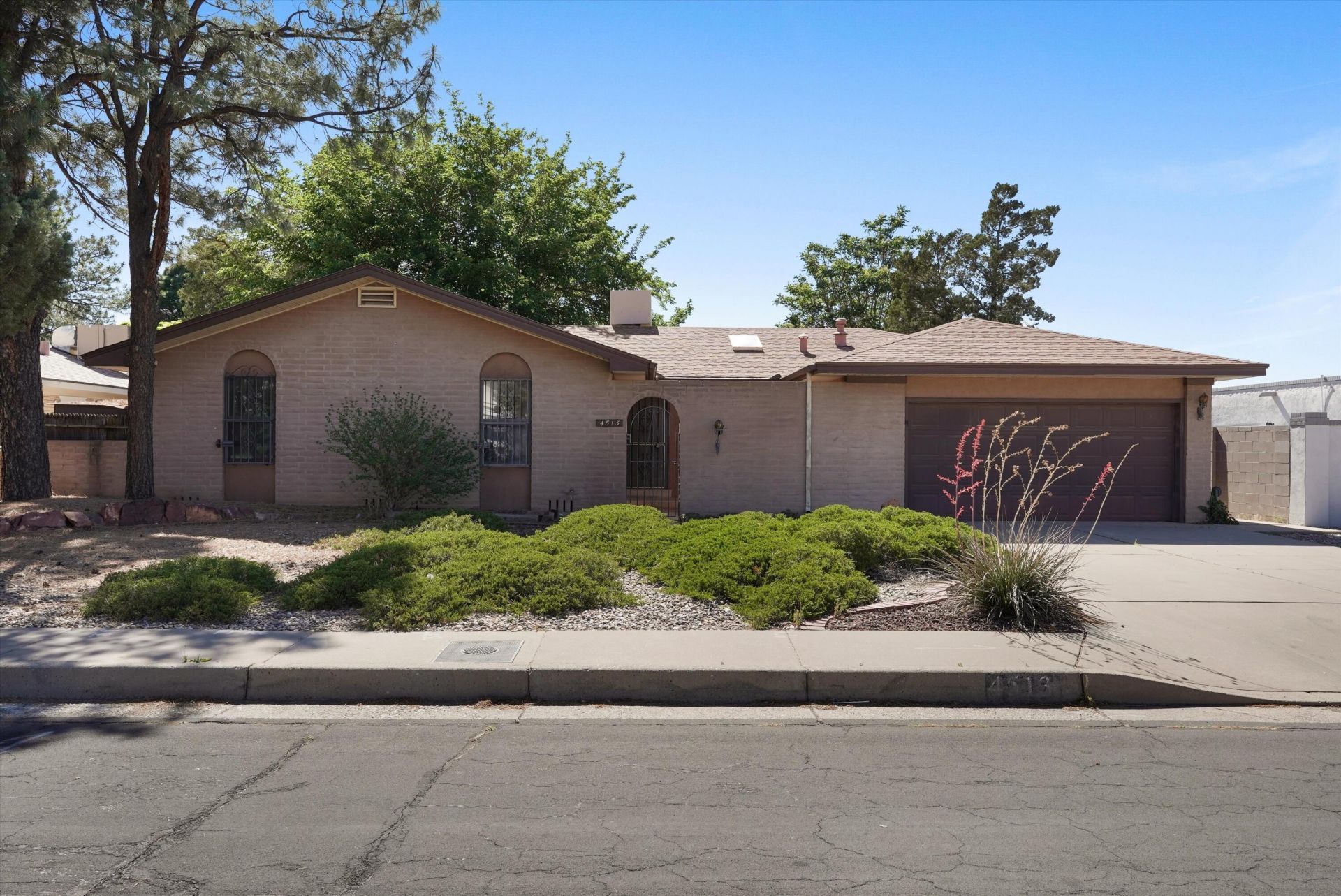 4513 Andrew Drive Ne, Albuquerque, NM 87109 Main Photo
