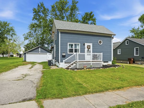 447 N Birch Street , Manteno, IL 60950