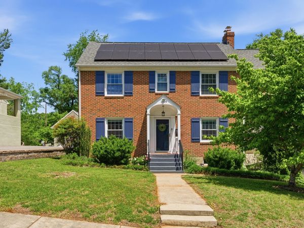 1609 Center Hill DR SW, Roanoke, VA 24015