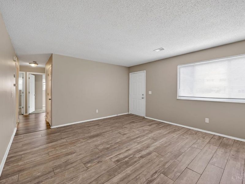 1331 Meredith Drive, Springfield Twp., OH 45231 Photo 12