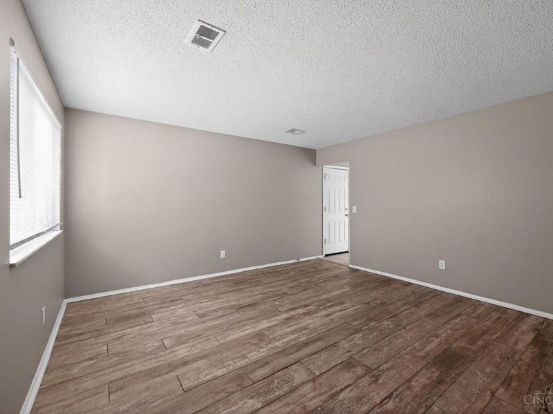 1331 Meredith Drive, Springfield Twp., OH 45231 Photo 6