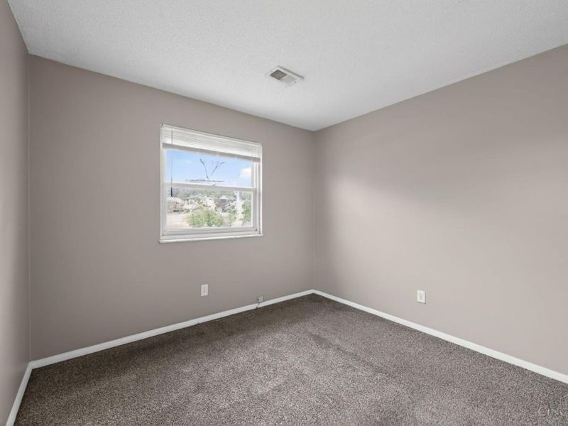 1331 Meredith Drive, Springfield Twp., OH 45231 Photo 8