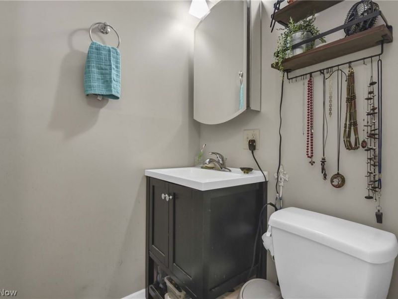 33803 Electric Boulevard, Unit C22, Avon Lake, OH 44012 Photo 29