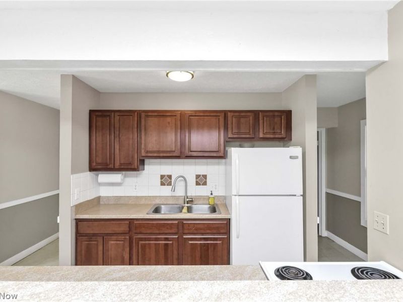 33803 Electric Boulevard, Unit C22, Avon Lake, OH 44012 Photo 37