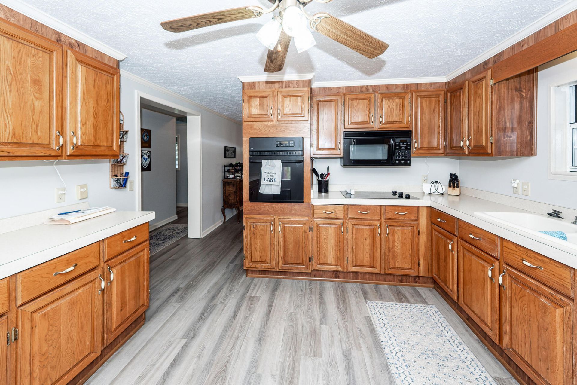 1529 Waters Edge Drive Photo 17