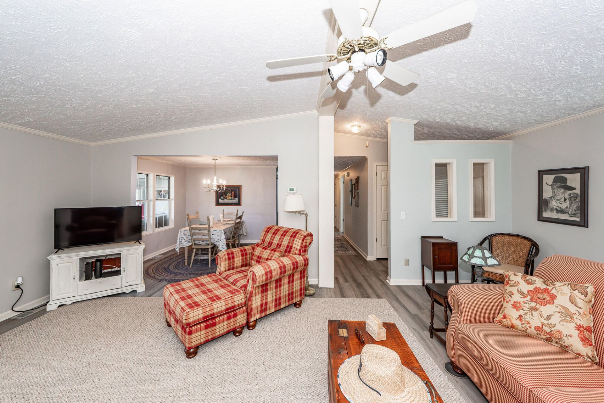 1529 Waters Edge Drive Photo 33