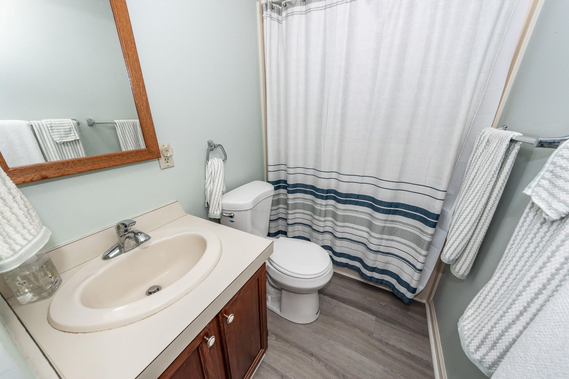 1529 Waters Edge Drive Photo 38