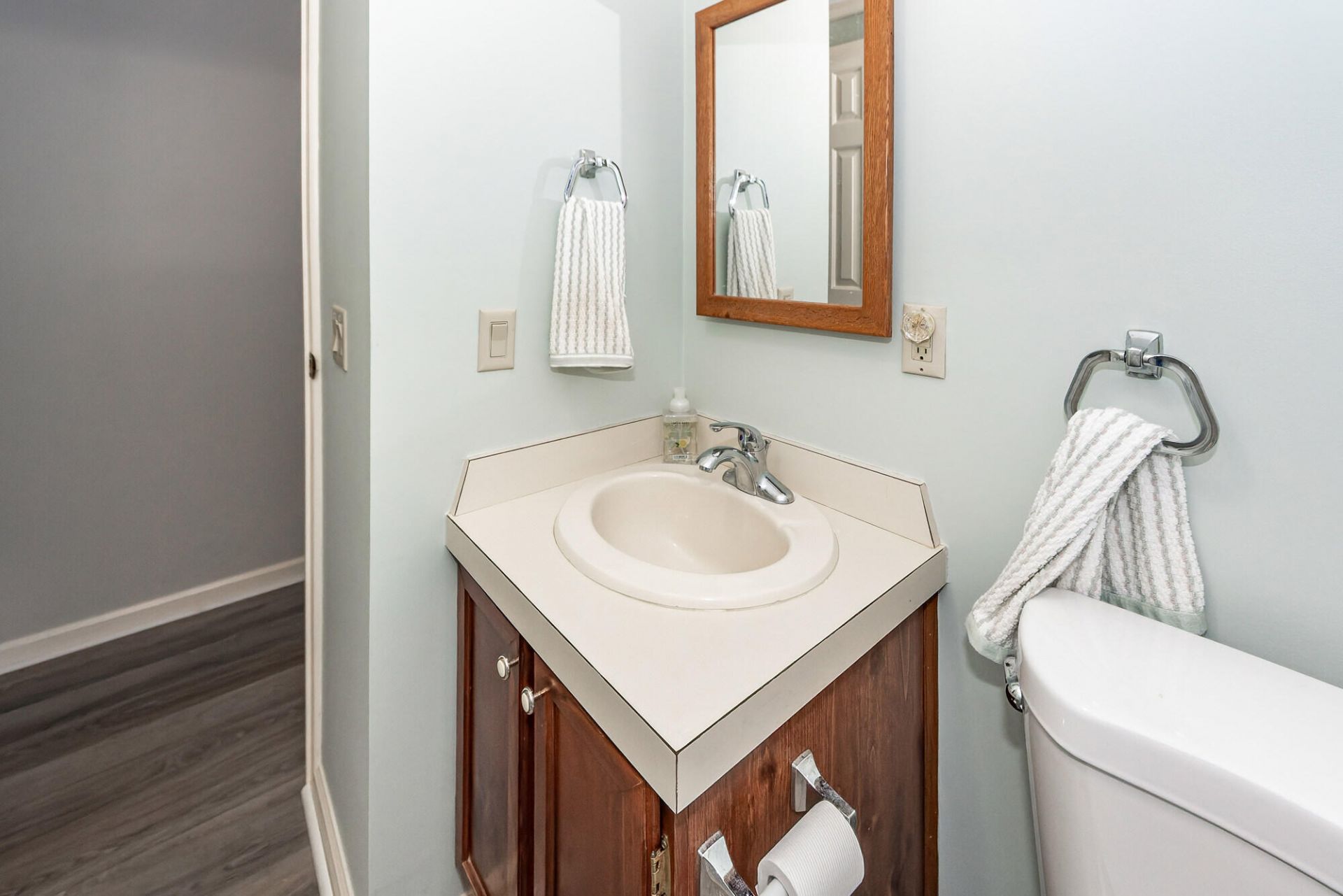 1529 Waters Edge Drive Photo 39