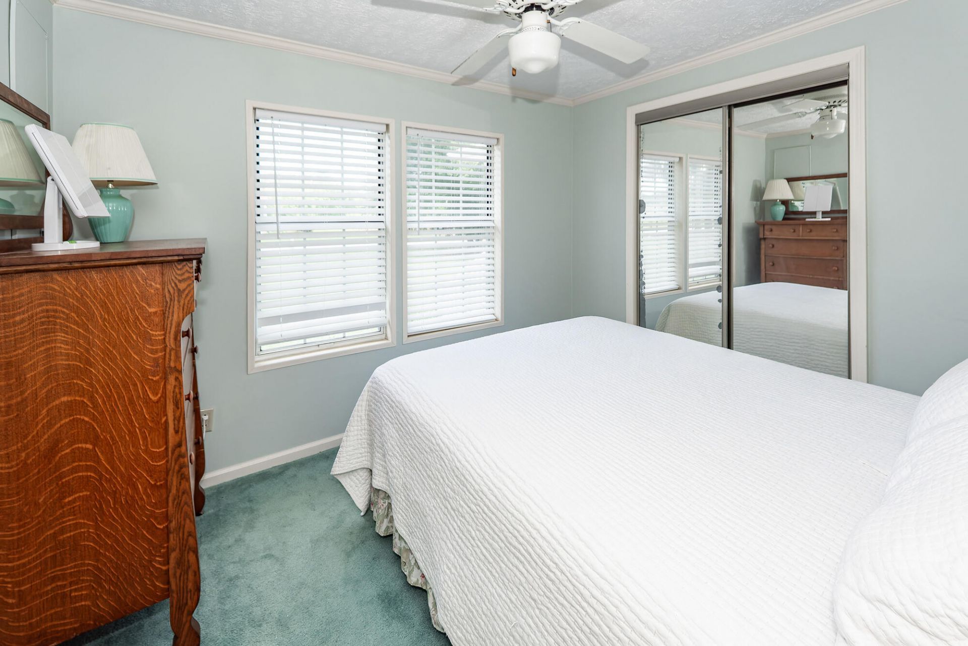 1529 Waters Edge Drive Photo 42