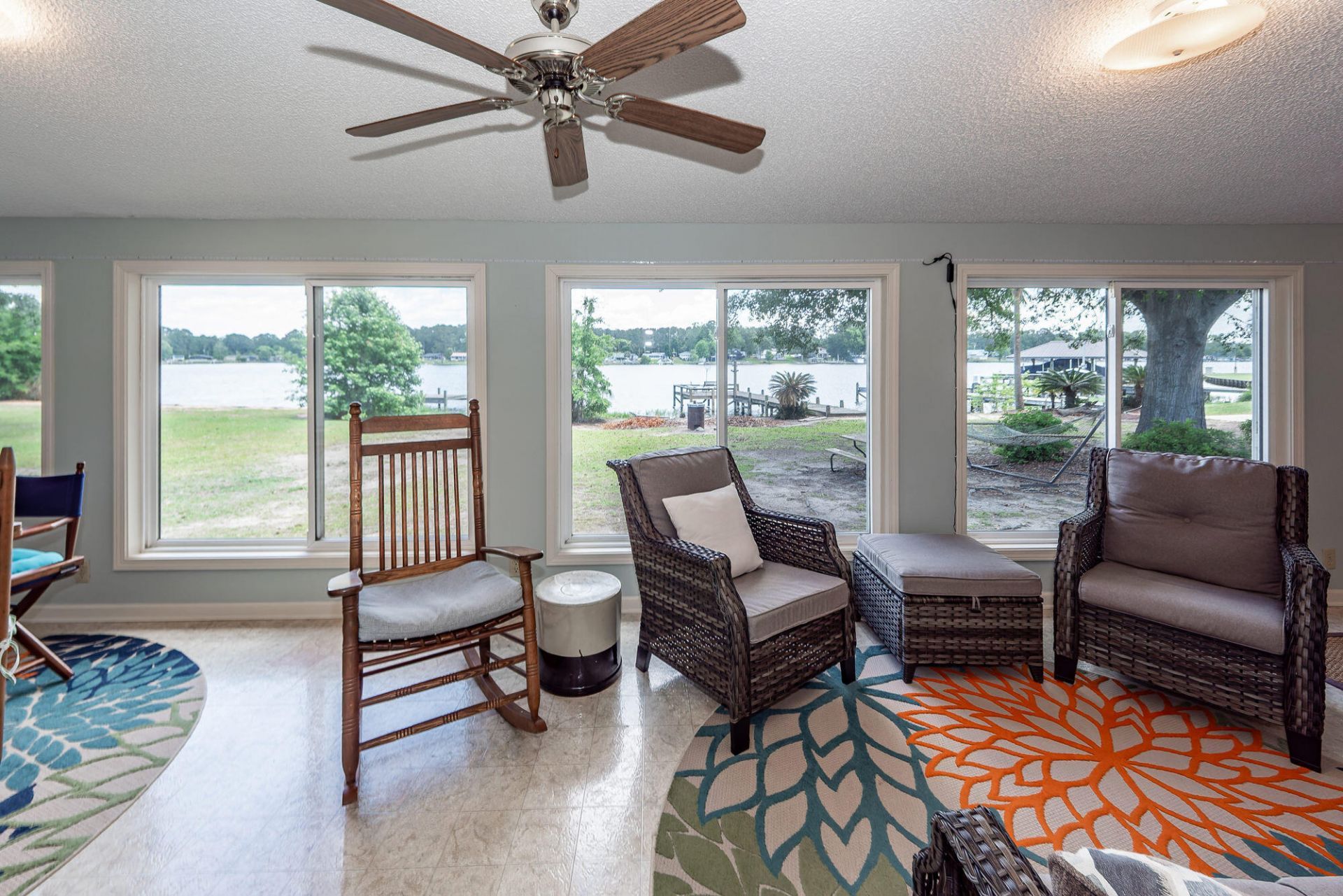 1529 Waters Edge Drive Photo 47