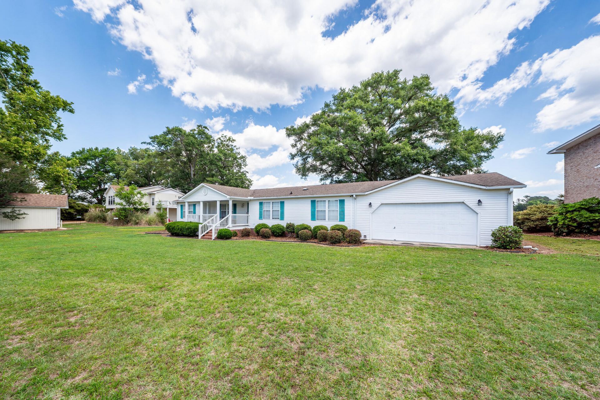 1529 Waters Edge Drive Photo 66