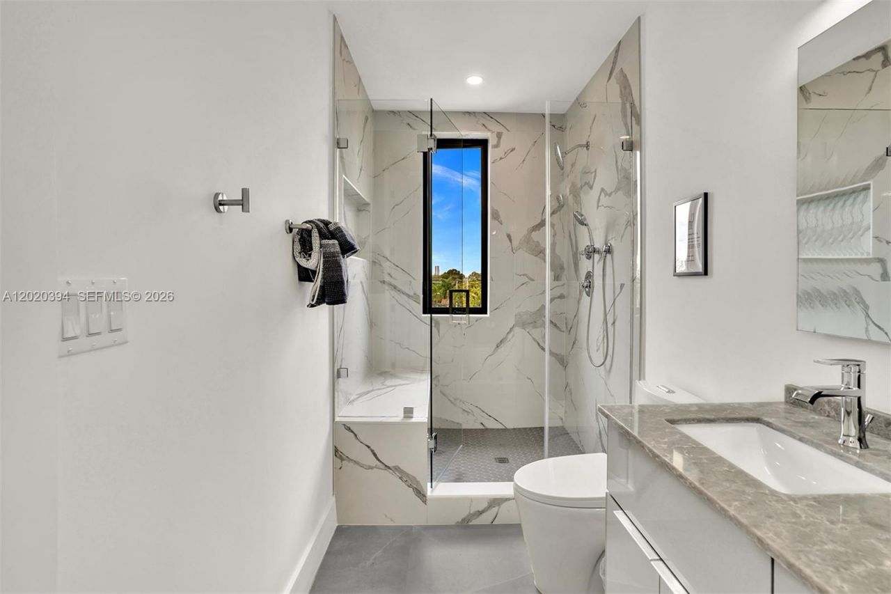 2100 Miami Rd , Unit 401, Fort Lauderdale, FL 33316 Photo