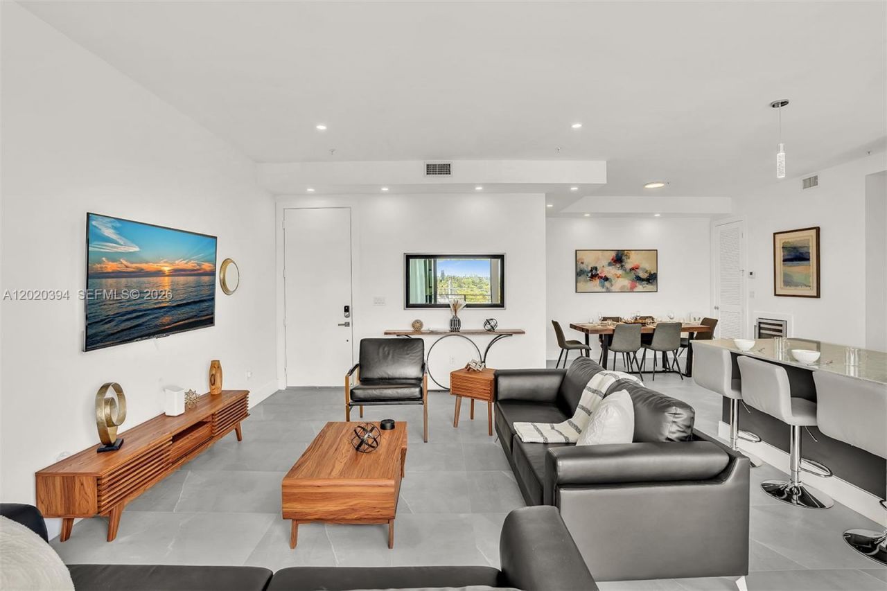 2100 Miami Rd , Unit 401, Fort Lauderdale, FL 33316 Photo