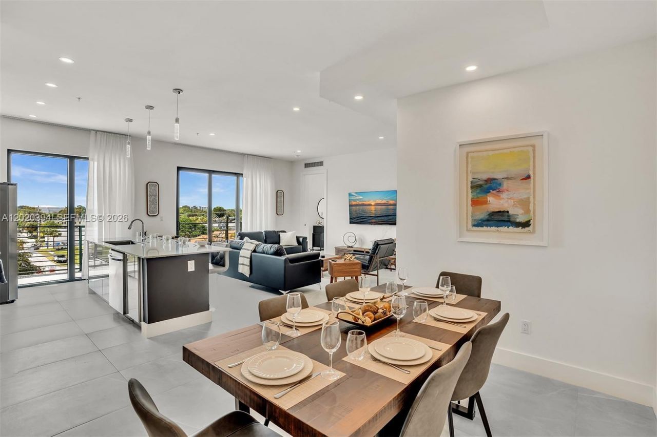 2100 Miami Rd , Unit 401, Fort Lauderdale, FL 33316 Photo