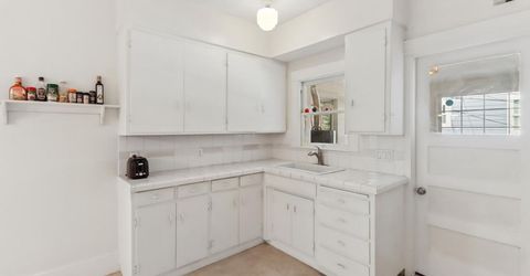 1911 20th Street, Sacramento, CA 95811 Photo