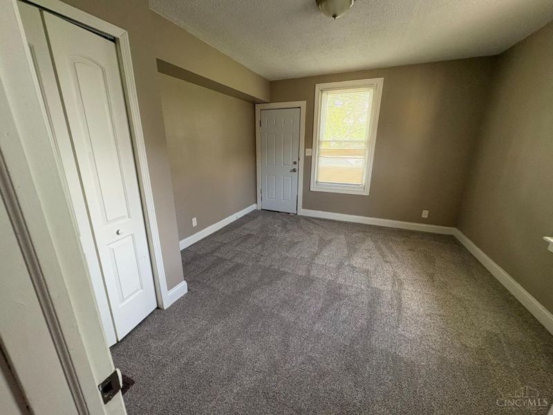 717 Mulberry Street, Lockland, OH 45215 Photo 3