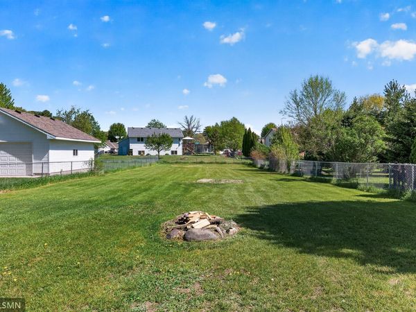 6124 258th Street, Wyoming, MN 55092