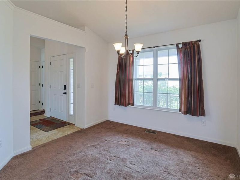4281 Bergamot Drive, Tipp City, OH 45371 Photo 11