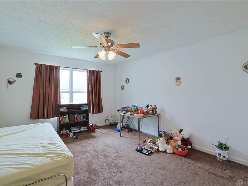 4281 Bergamot Drive, Tipp City, OH 45371 Photo 18