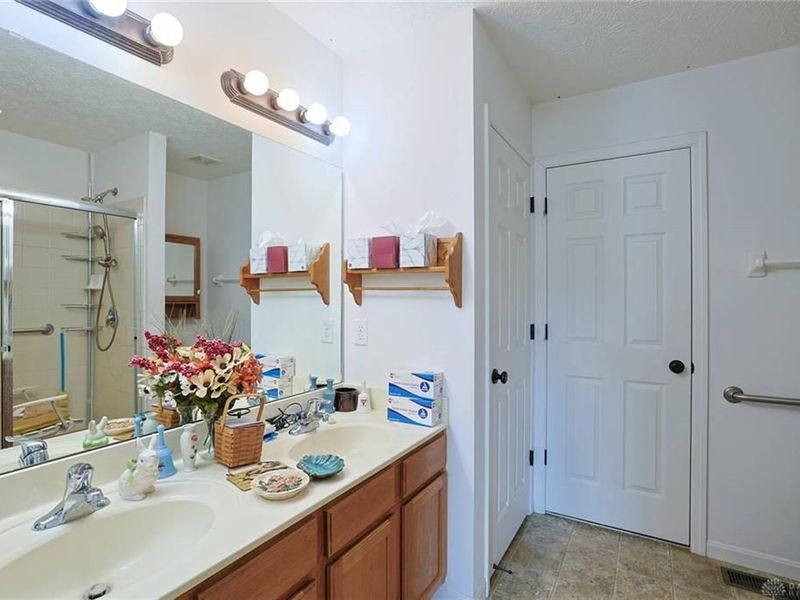 4281 Bergamot Drive, Tipp City, OH 45371 Photo 19