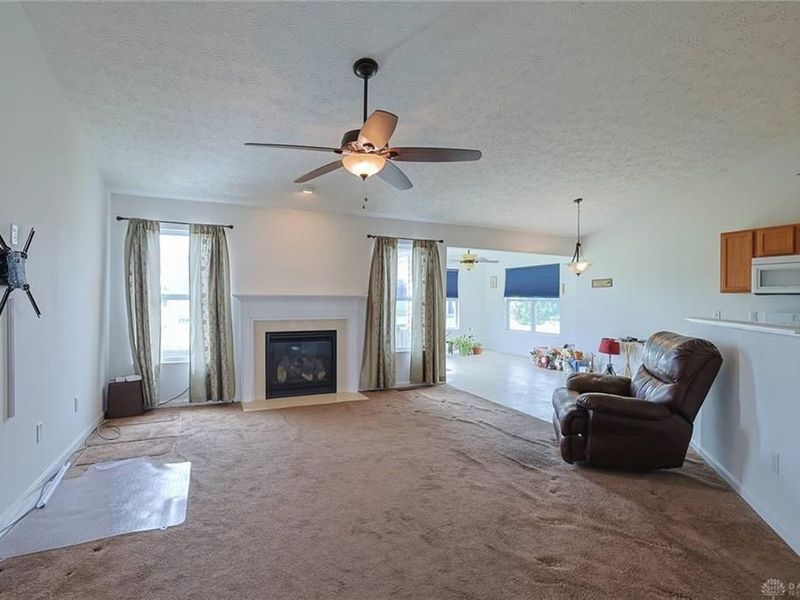 4281 Bergamot Drive, Tipp City, OH 45371 Photo 8