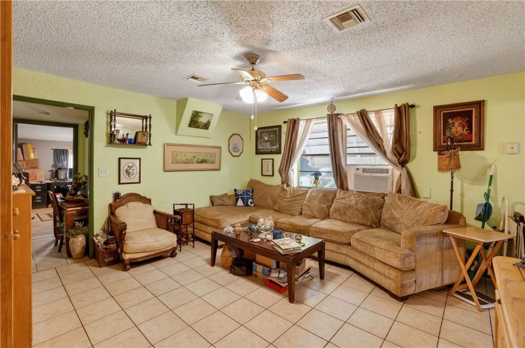 2666 12th Avenue, Vero Beach, FL 32960 Photo