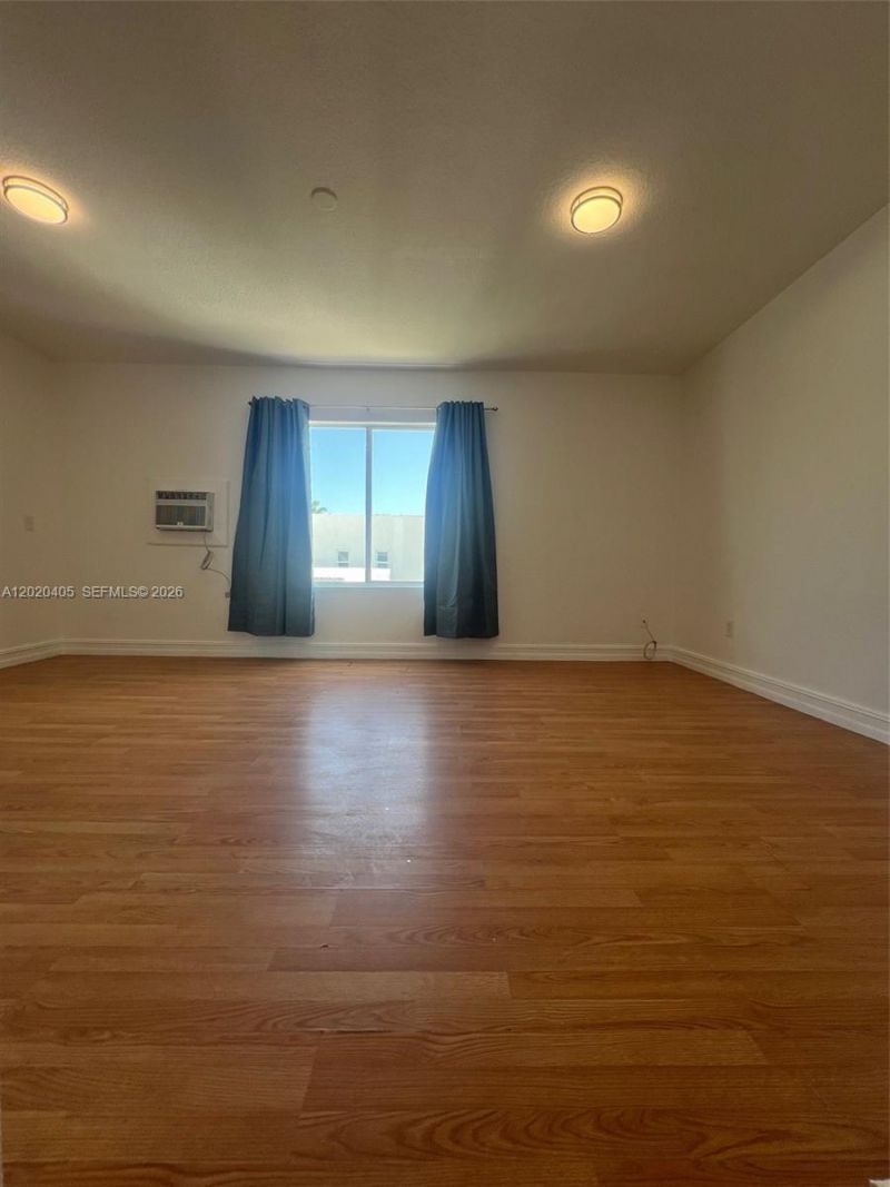 820 Euclid Ave , Unit 303, Miami Beach, FL 33139 Photo