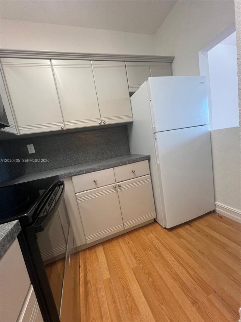 820 Euclid Ave , Unit 303, Miami Beach, FL 33139 Photo