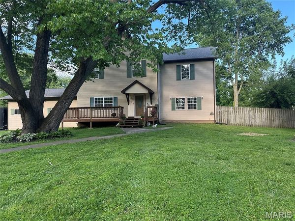 403 S Hickory Street , Bunker Hill, IL 62014