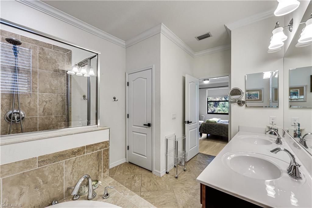 4331 Raffia Palm Cir , Naples, FL 34119 Photo