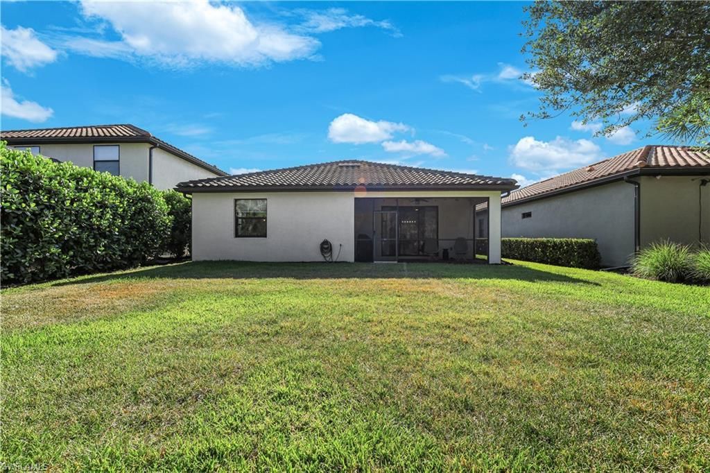 4331 Raffia Palm Cir , Naples, FL 34119 Photo
