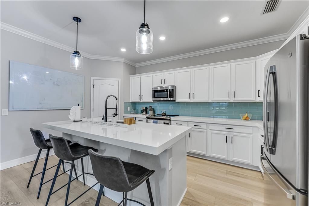 4331 Raffia Palm Cir , Naples, FL 34119 Photo