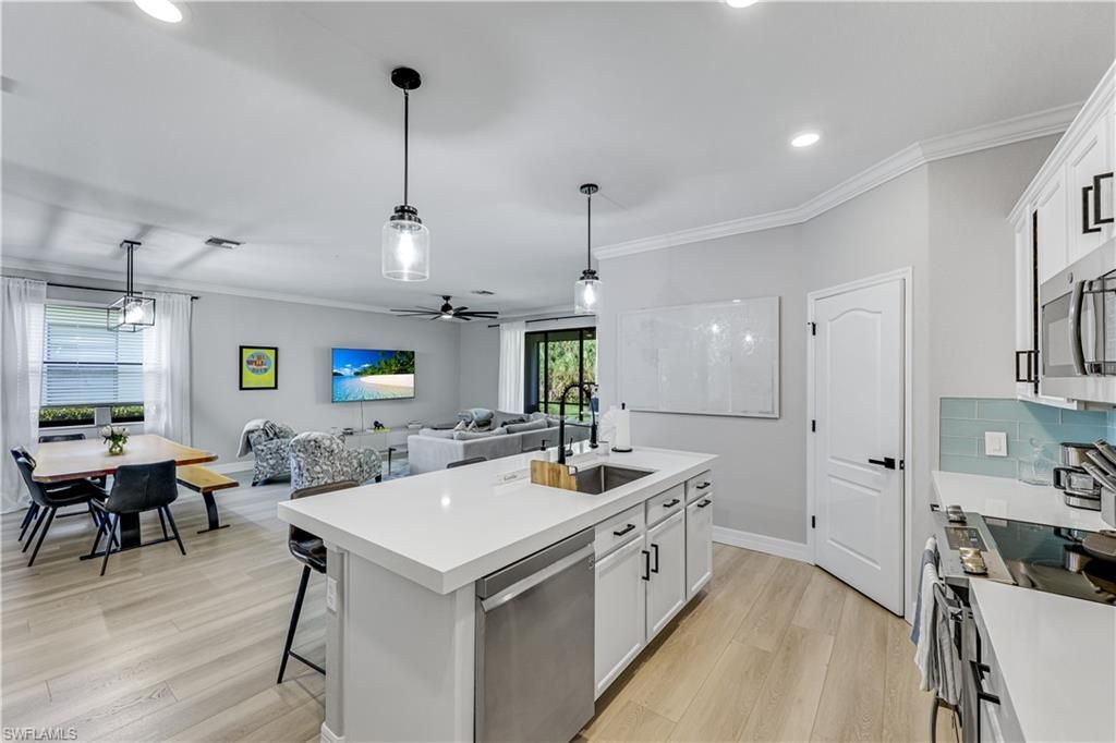 4331 Raffia Palm Cir , Naples, FL 34119 Photo