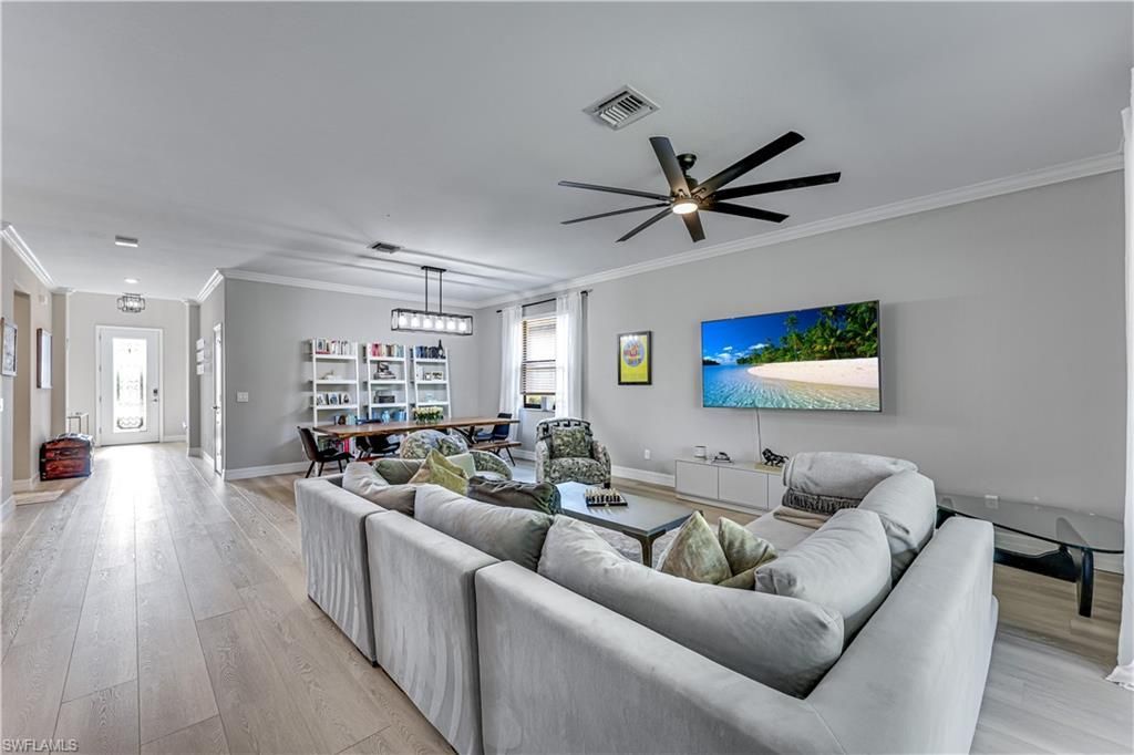 4331 Raffia Palm Cir , Naples, FL 34119 Photo