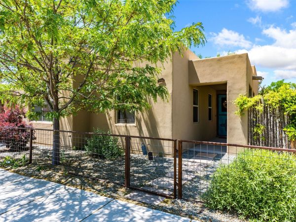 1124 Harrison Road, Santa Fe, NM 87507