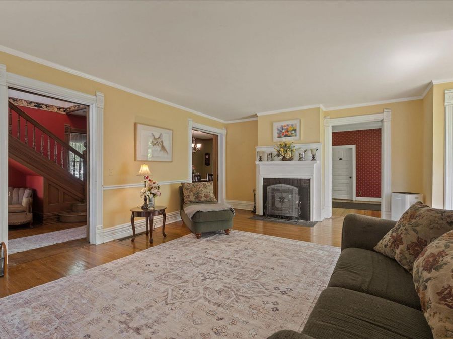 Property Image 8