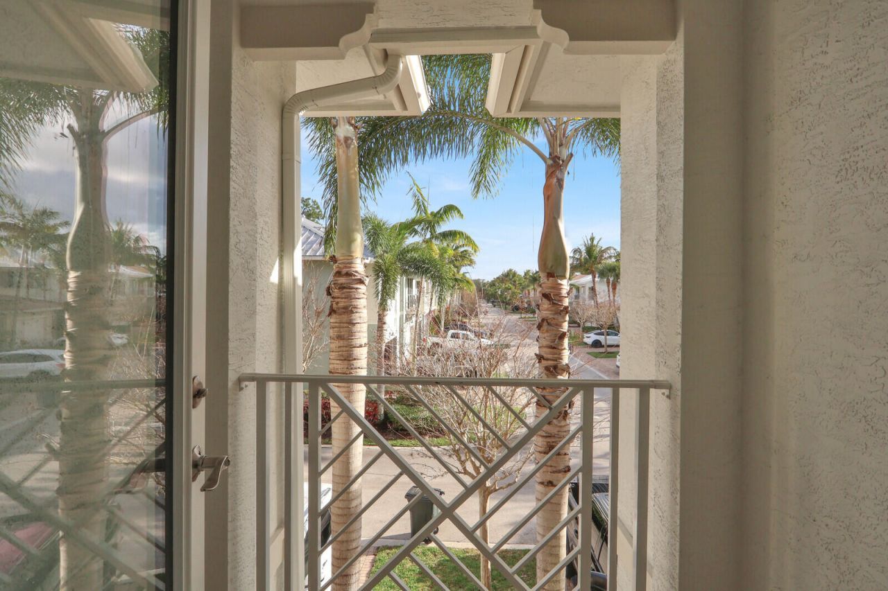 7113 Kensington Court, Palm Beach Gardens, FL 33418 Photo