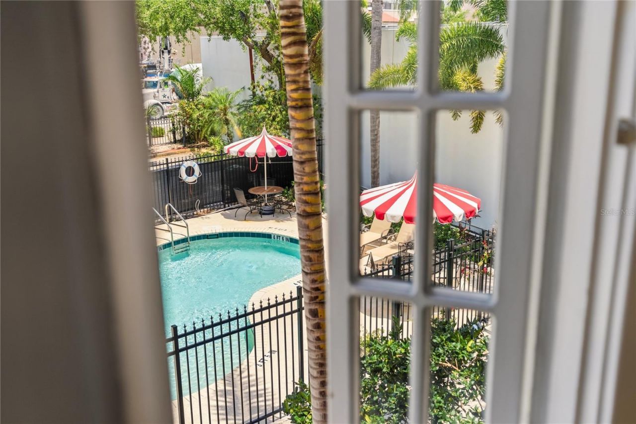 1221 N Palm Avenue , Unit 202, Sarasota, FL 34236 Photo