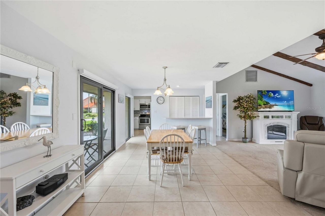 6567 Draw Lane, Unit 104, Sarasota, FL 34238 Photo