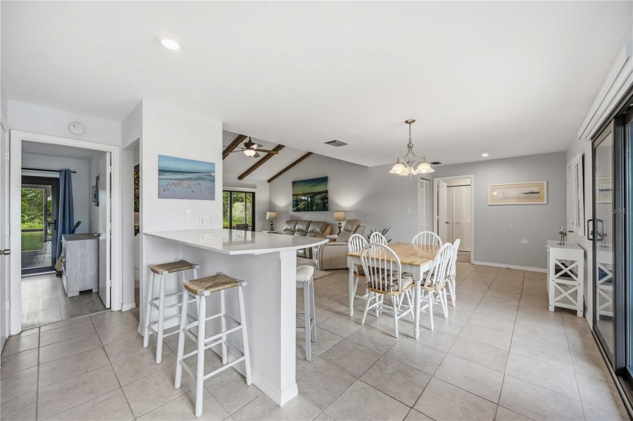 6567 Draw Lane, Unit 104, Sarasota, FL 34238 Photo